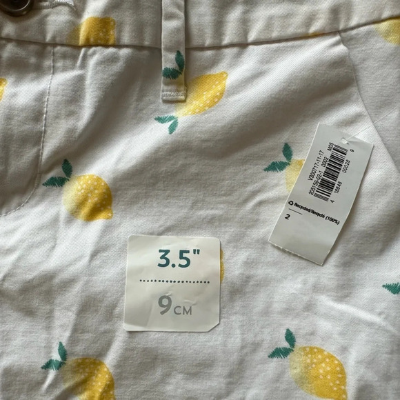 Old Navy Lemon Print Everyday Shorts size 2 NWT - Picture 3 of 4